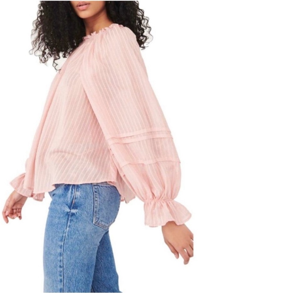 Free People Out of Town Split Neck Peasant Blouse in Strawberry Smoothie - Sz XS